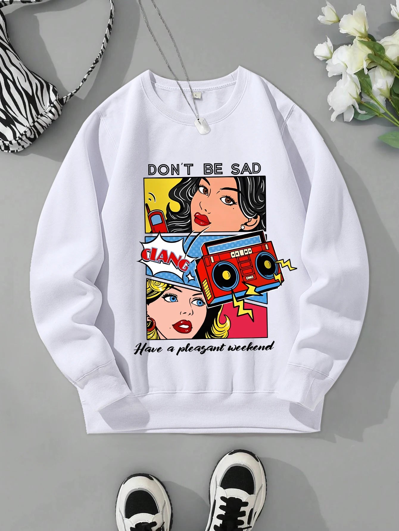 Cartoon Beauty Print Women’s Sweatshirt – Casual Loose Fleece Crewneck Hoodie