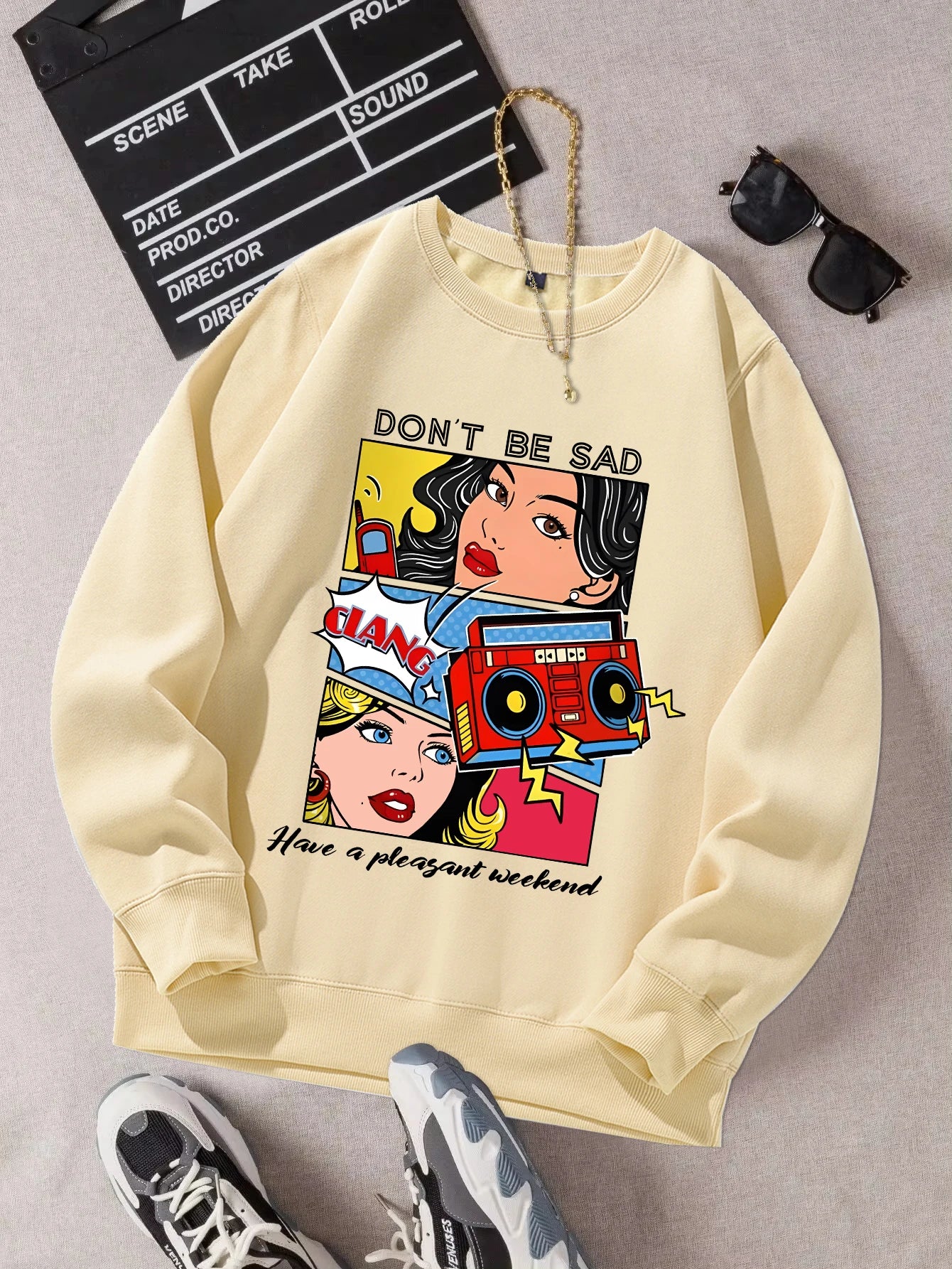 Cartoon Beauty Print Women’s Sweatshirt – Casual Loose Fleece Crewneck Hoodie